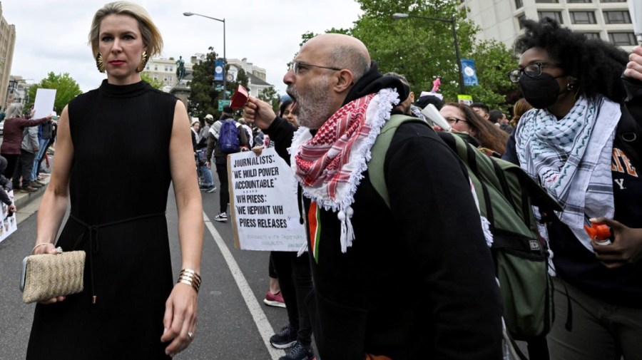 Demonstrators protest media coverage of IsraelHamas war at White House