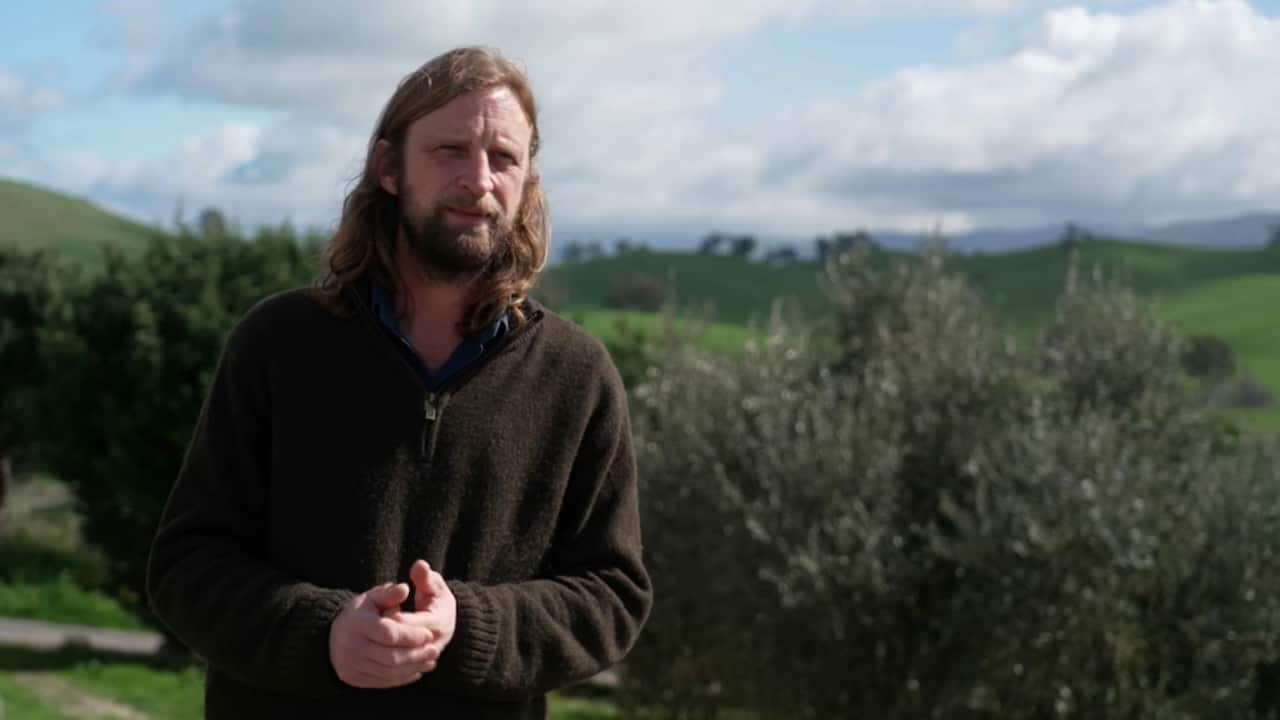 Adrian Utter, an agronomist with the Muirs Monbulk.