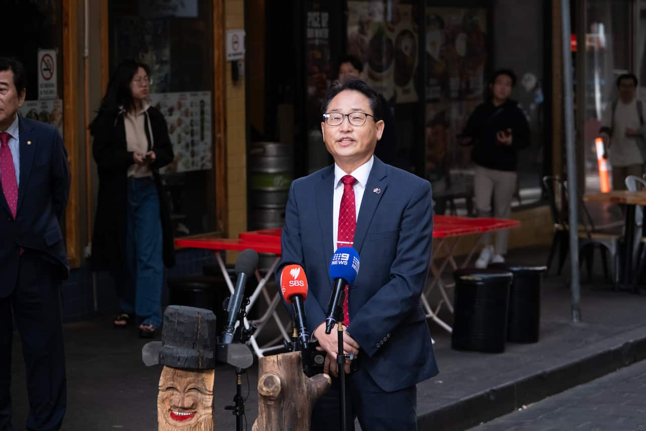 Mr Changhoon YI_ Consulate General of the Republic of Korea_VIC.jpg